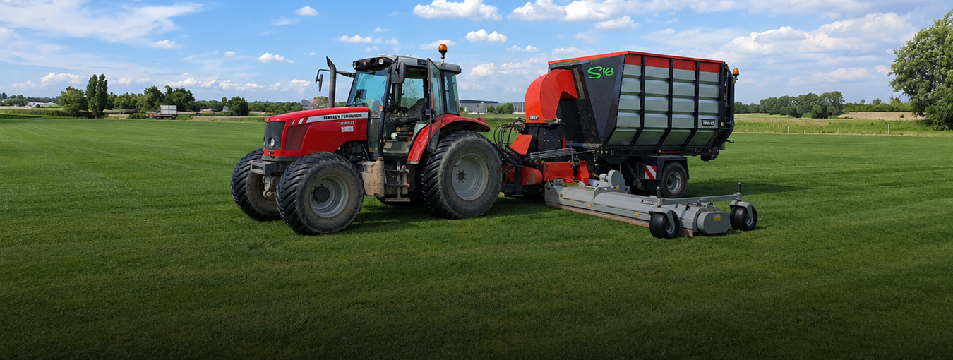 Tracteur aspirateur de chez Alsace Gazon